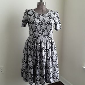 Lularoe short sleeve dress